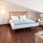 Seeschloss Hotel 4*