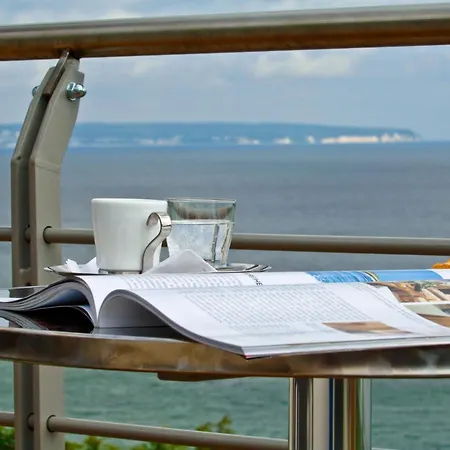 ホテル ジ－シュロス セ－リン ホテル 4*