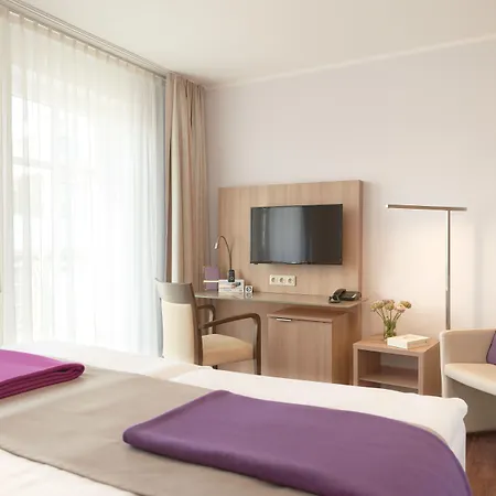 ジ－シュロス セ－リン ホテル