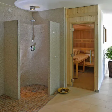 Hotel Seeschloss Sellin (Rugen)