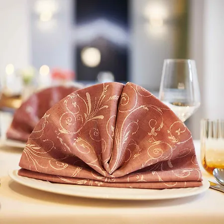 Seeschloss 호텔 Sellin (Rugen)