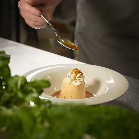 ホテル ジ－シュロス セ－リン ホテル 4*