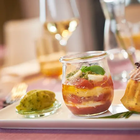 호텔 Seeschloss 4*