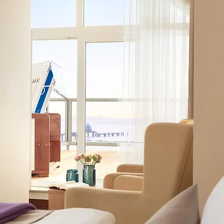 ジ－シュロス セ－リン ホテル 4*